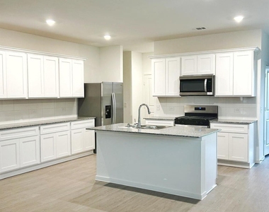 14973 Rustic Moon Road - Photo Thumbnail 3