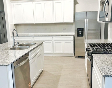 14973 Rustic Moon Road - Photo Thumbnail 4