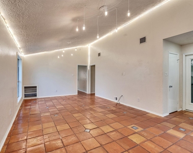 22538 Market Square Lane - Photo Thumbnail 26