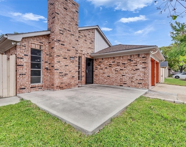 22538 Market Square Lane - Photo Thumbnail 17