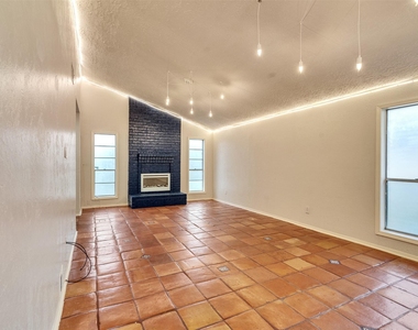 22538 Market Square Lane - Photo Thumbnail 28