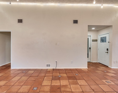 22538 Market Square Lane - Photo Thumbnail 27