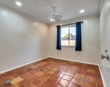 22538 Market Square Lane - Photo Thumbnail 23