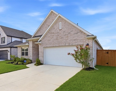 808 808 Marisol Bay Drive - Photo Thumbnail 2