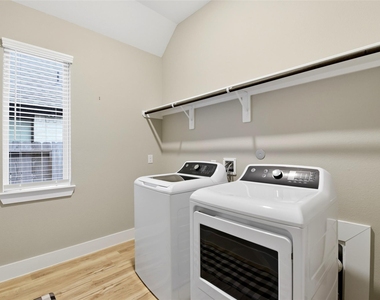 808 808 Marisol Bay Drive - Photo Thumbnail 35