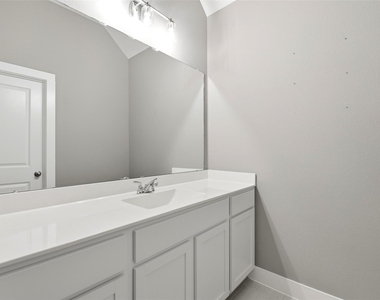 808 808 Marisol Bay Drive - Photo Thumbnail 31