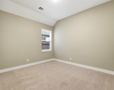 808 808 Marisol Bay Drive - Photo Thumbnail 28