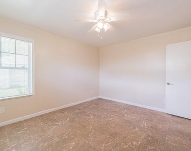 4113 Edison Street - Photo Thumbnail 16