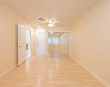 4113 Edison Street - Photo Thumbnail 11