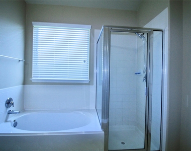25311 Saddlebrook Ranch Drive - Photo Thumbnail 16
