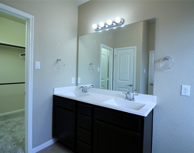 25311 Saddlebrook Ranch Drive - Photo Thumbnail 14