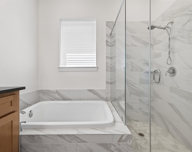 211 Amaranth Way - Photo Thumbnail 22