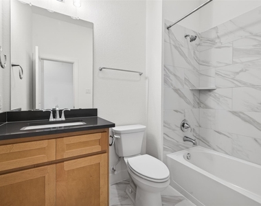 211 Amaranth Way - Photo Thumbnail 9