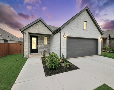 1062 Blue Stone Drive - Photo Thumbnail 4