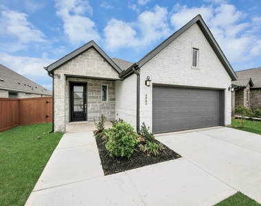 1062 Blue Stone Drive - Photo Thumbnail 3