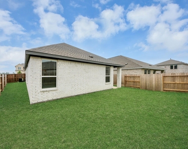 1062 Blue Stone Drive - Photo Thumbnail 8