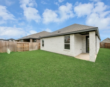 1062 Blue Stone Drive - Photo Thumbnail 10