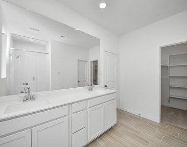 1062 Blue Stone Drive - Photo Thumbnail 22