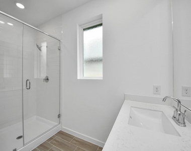 1062 Blue Stone Drive - Photo Thumbnail 24