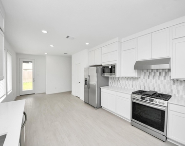 1062 Blue Stone Drive - Photo Thumbnail 27