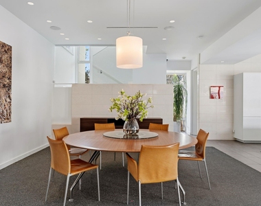 1509 Banks Street - Photo Thumbnail 10