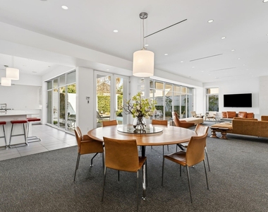 1509 Banks Street - Photo Thumbnail 6