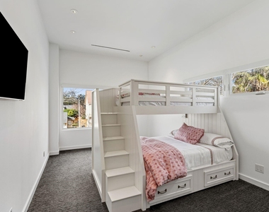 1509 Banks Street - Photo Thumbnail 25