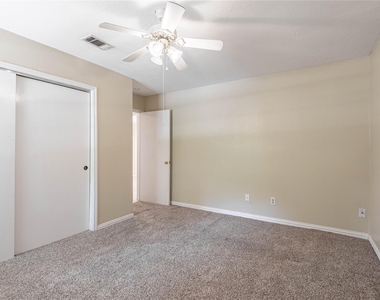 2401 Sycamore Ave - Photo Thumbnail 19