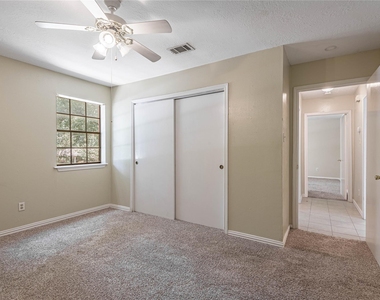 2401 Sycamore Ave - Photo Thumbnail 18