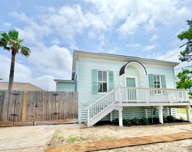 1312 35th Street - Photo Thumbnail 1