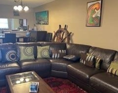 3165 N Atlantic Avenue - Photo Thumbnail 7