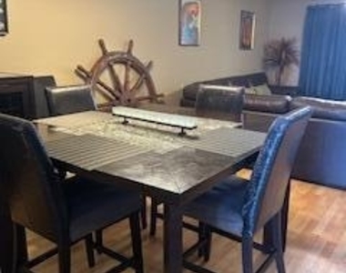 3165 N Atlantic Avenue - Photo Thumbnail 5