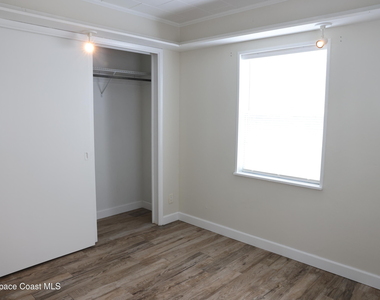 1100 Pine Street - Photo Thumbnail 13