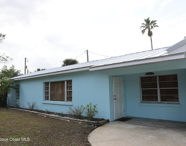 1100 Pine Street - Photo Thumbnail 1