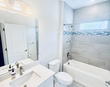 614 Lynbrook Street Nw - Photo Thumbnail 26