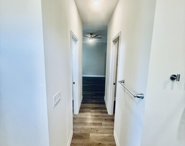 614 Lynbrook Street Nw - Photo Thumbnail 23