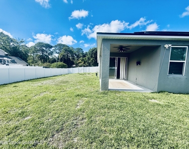 614 Lynbrook Street Nw - Photo Thumbnail 6
