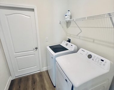 614 Lynbrook Street Nw - Photo Thumbnail 34