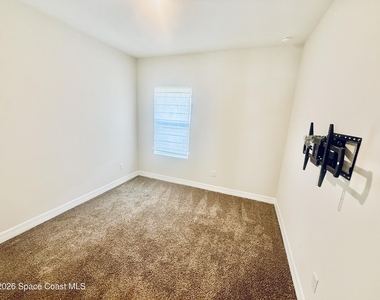 614 Lynbrook Street Nw - Photo Thumbnail 28