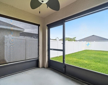 13196 Golden Lime Avenue - Photo Thumbnail 31