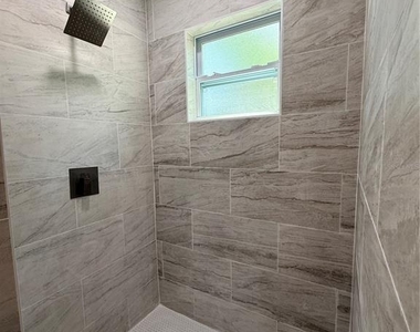 2186 W G Martinelli Boulevard - Photo Thumbnail 17