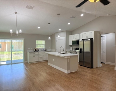 2186 W G Martinelli Boulevard - Photo Thumbnail 5