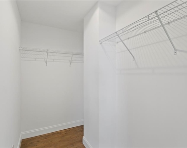 4704 W Brookwood Drive - Photo Thumbnail 29