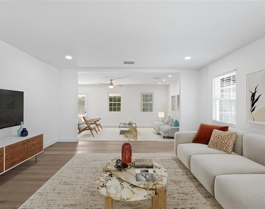 4704 W Brookwood Drive - Photo Thumbnail 47