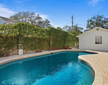 4704 W Brookwood Drive - Photo Thumbnail 46