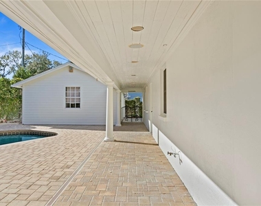 4704 W Brookwood Drive - Photo Thumbnail 45