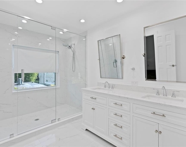 4704 W Brookwood Drive - Photo Thumbnail 26