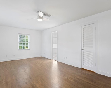 4704 W Brookwood Drive - Photo Thumbnail 27