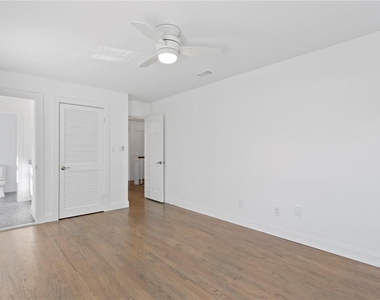 4704 W Brookwood Drive - Photo Thumbnail 30