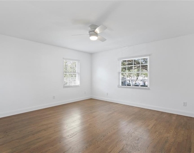4704 W Brookwood Drive - Photo Thumbnail 36